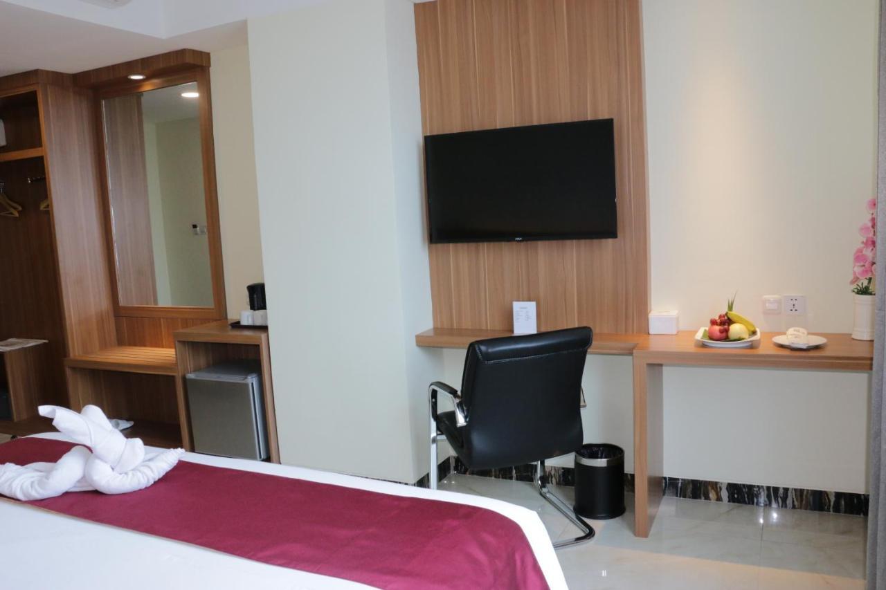 Horison Sentani Otel Nefaar Dış mekan fotoğraf